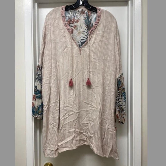 Johnny Was Workshop Effortless Peasant Tunic Top EUC - Picture 2 of 10